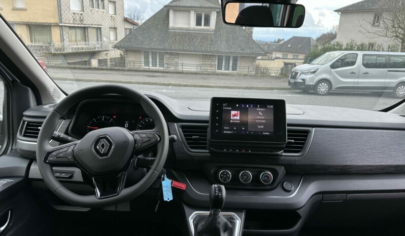 Renault Trafic 9 places 170 cv BVA Red Edition complet