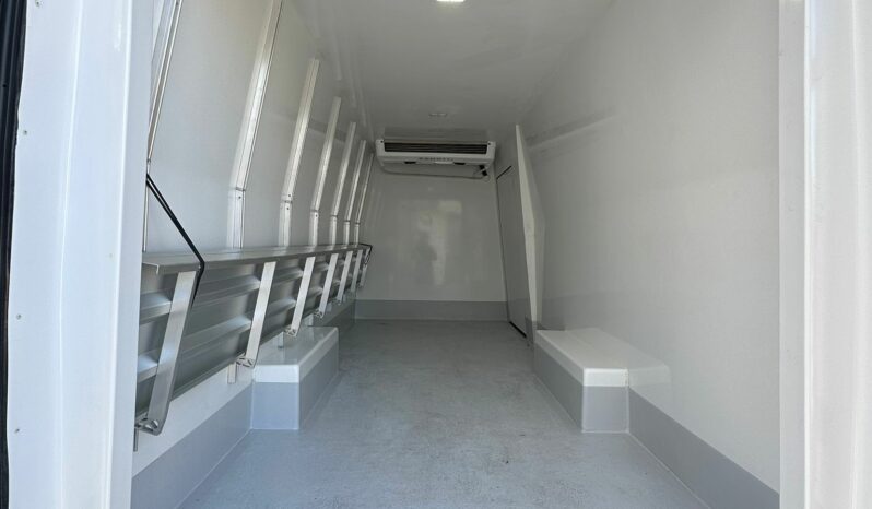 Iveco fourgon daily 35s18 bva l4 frigo complet